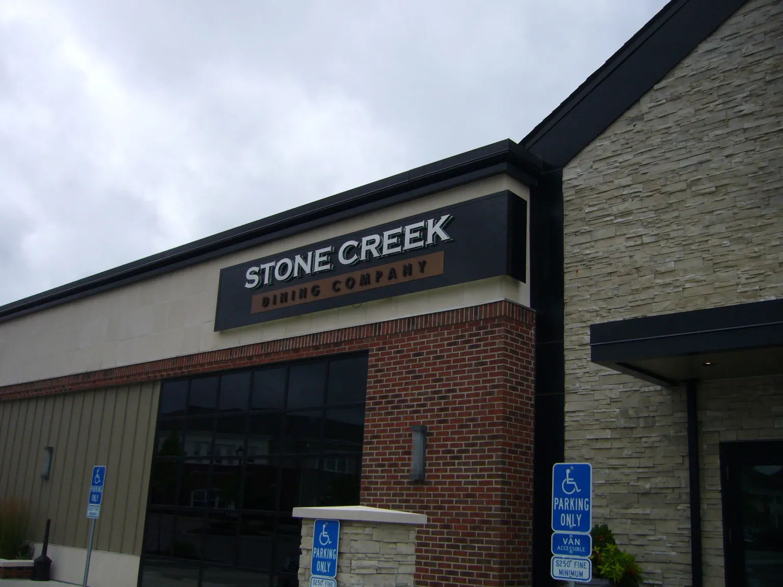 Stone Creek a great place for after-game nosh  