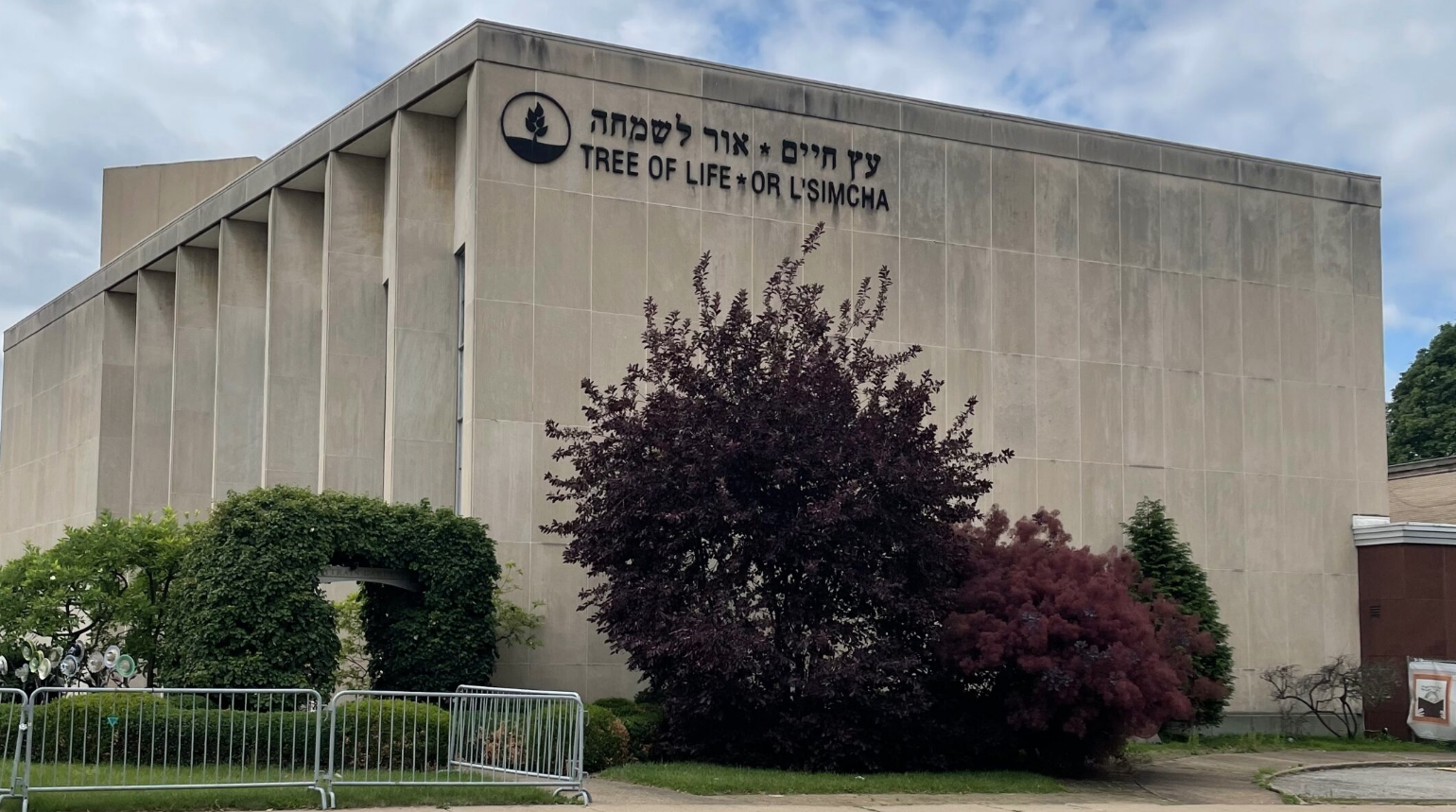 Pittsburgh synagogue shooter is sentenced to death
