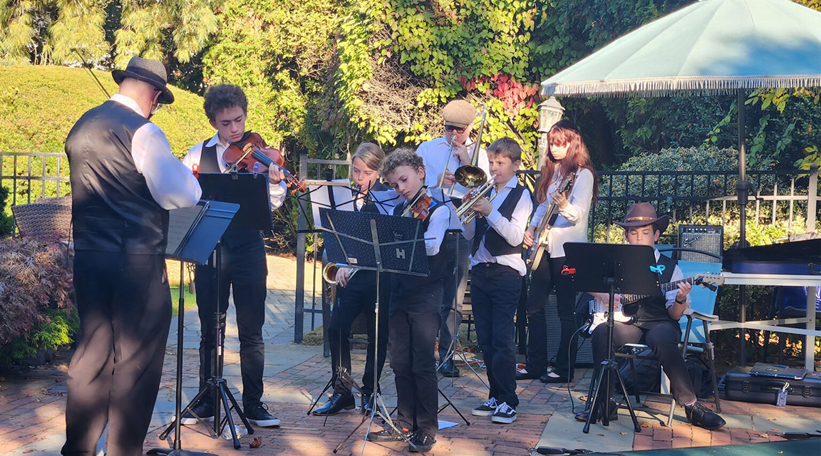 These new klezmer musicians aren’t old enough to drive 