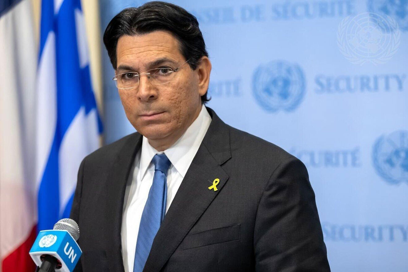 US, Israel applaud France, Germany, UK decision to reimpose sanctions on Iran