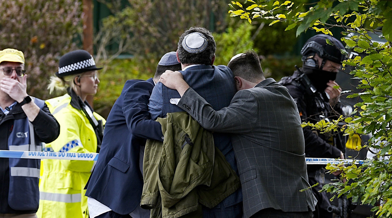 2 killed in Yom Kippur attack on synagogue in Manchester, England