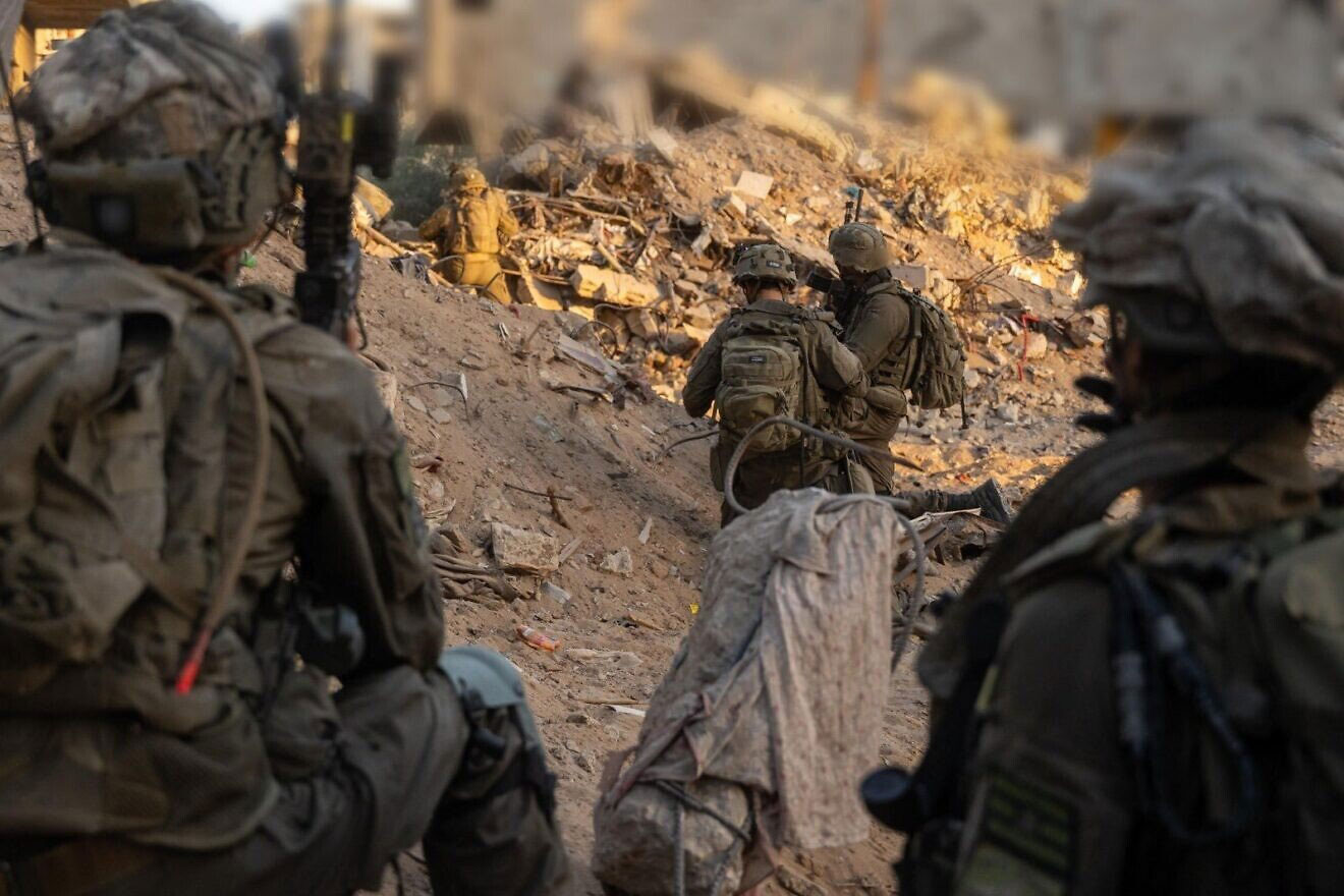 IAF hits over 140 terror targets amid advance into Gaza City