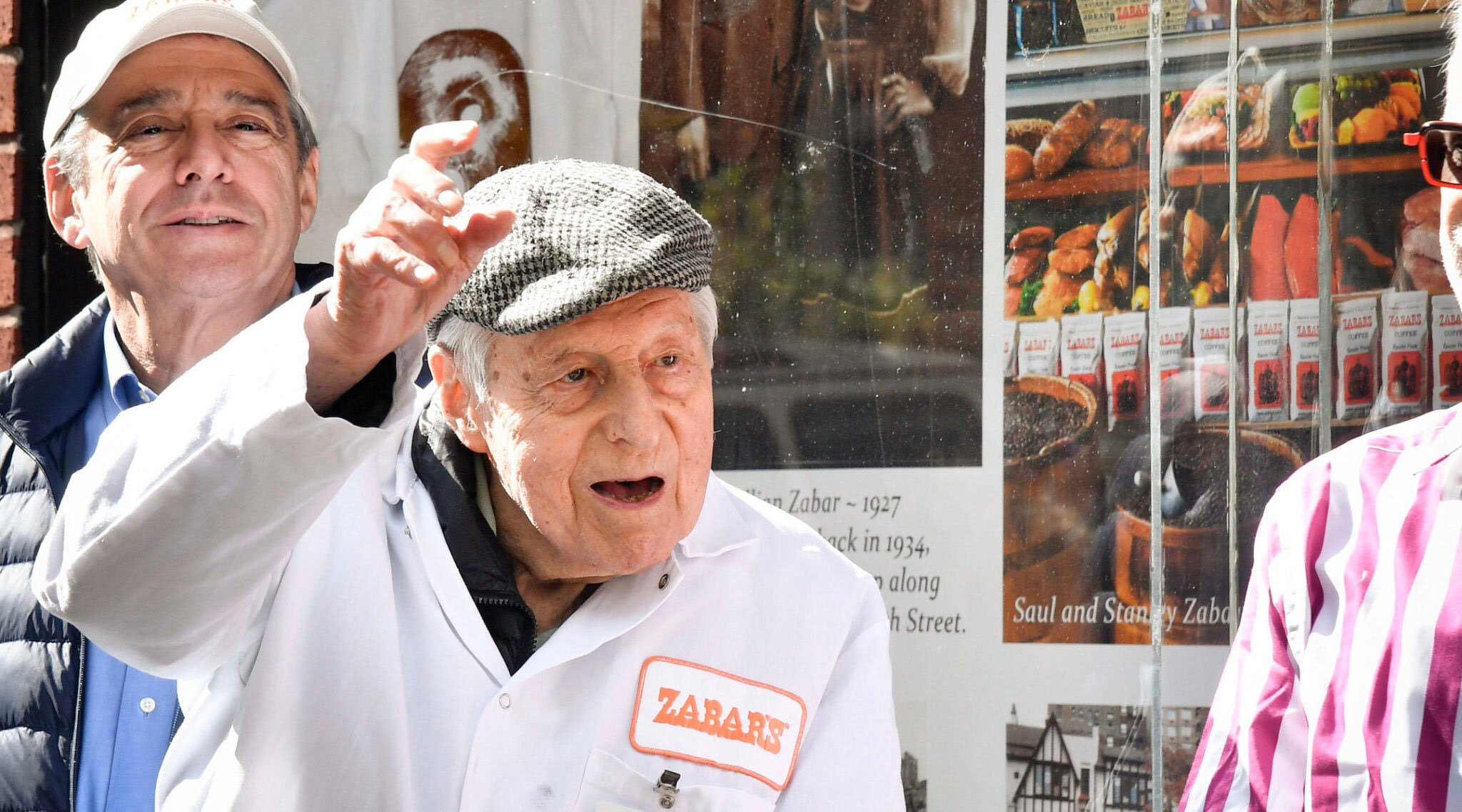 Zabar’s devoted fans mourn Saul Zabar, who transformed his family’s Jewish grocery into an NYC institution