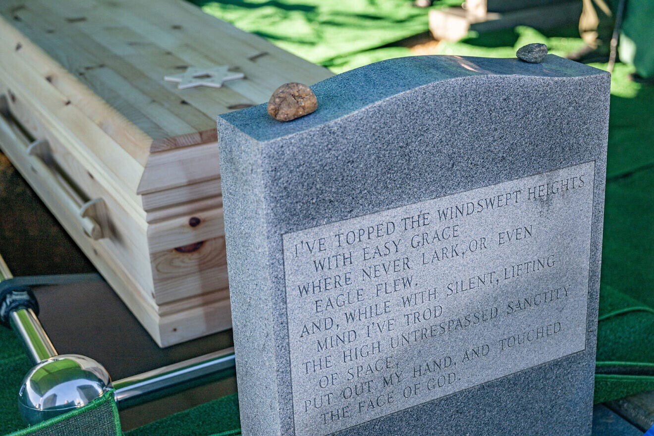 Jewish war hero laid to rest in South Carolina 82 years after deadly mission over China