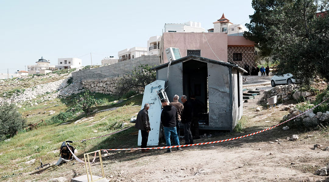 5 more killed by Iranian missiles as shrapnel falls at Ben Gurion, curbing more flights