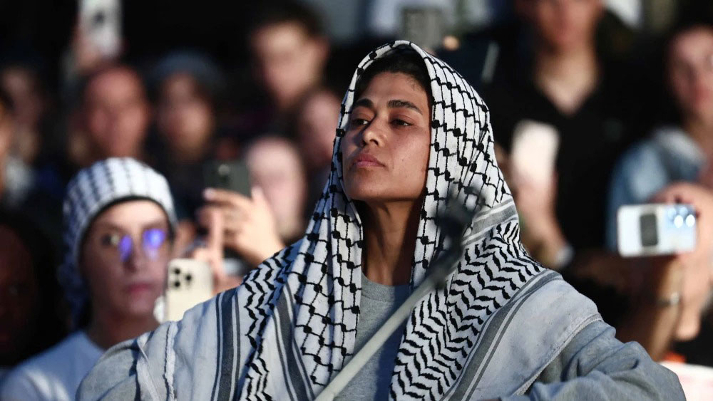 French far-left lawmaker arrested for online ‘terrorism apology’